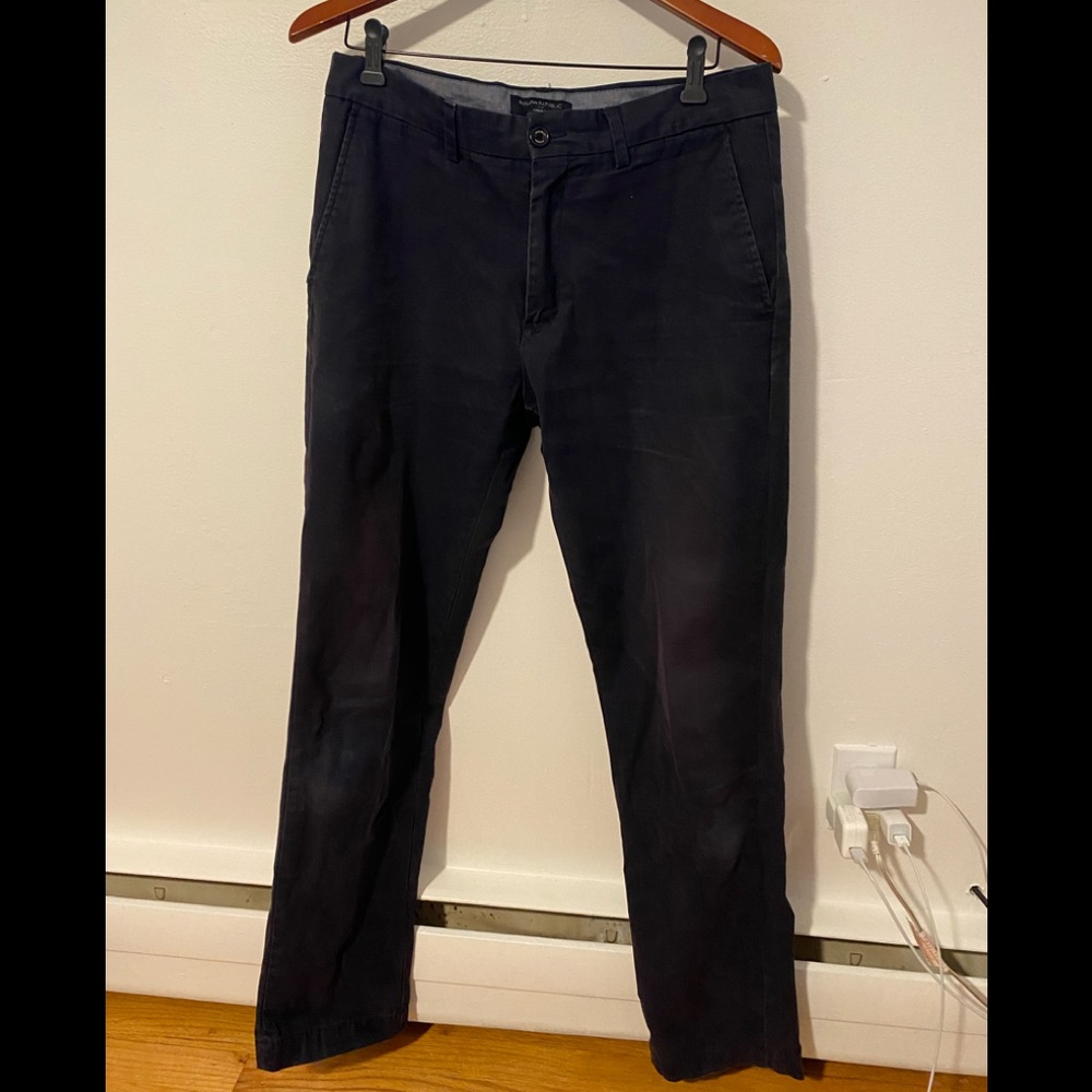 Men’s Banana Republic chinos- size 32 X 34